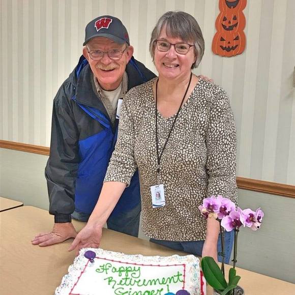 Meet your Posher, Ginger - Picture 1 of 1